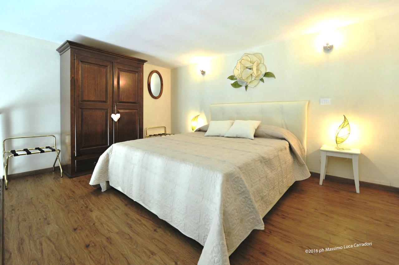 Charming Suite Cavour Heart Of Firenze Kültér fotó