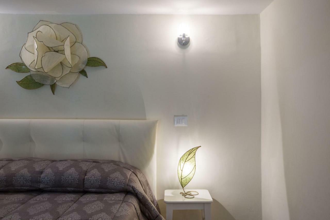 Charming Suite Cavour Heart Of Firenze Kültér fotó