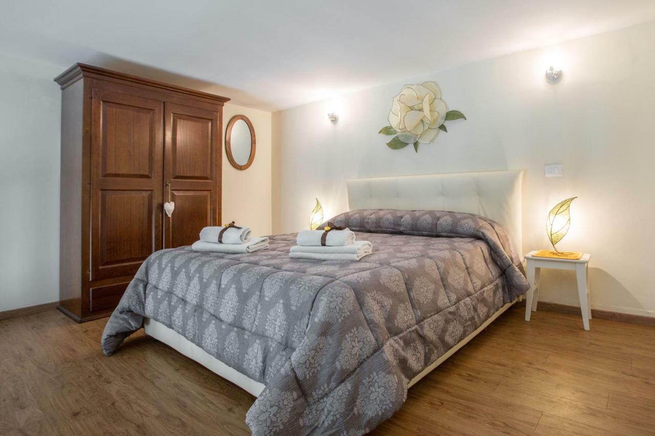 Charming Suite Cavour Heart Of Firenze Kültér fotó