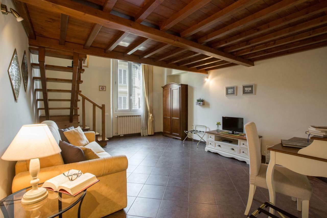 Charming Suite Cavour Heart Of Firenze Kültér fotó