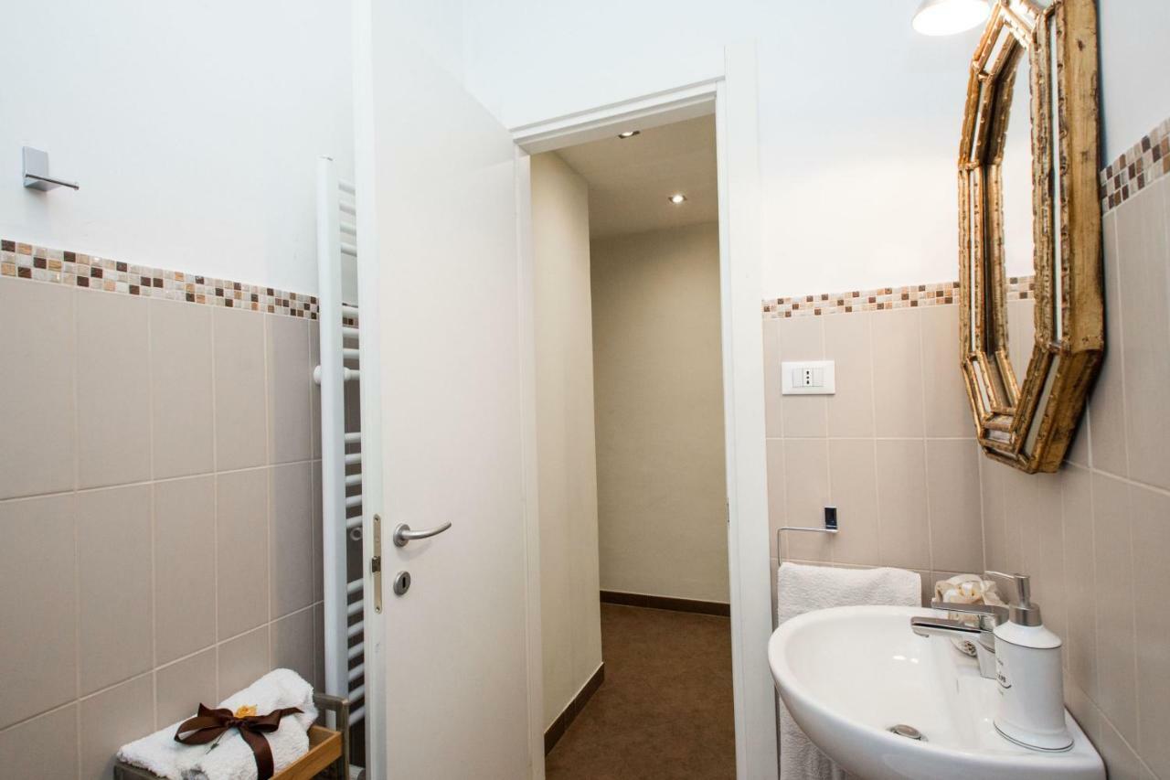 Charming Suite Cavour Heart Of Firenze Kültér fotó