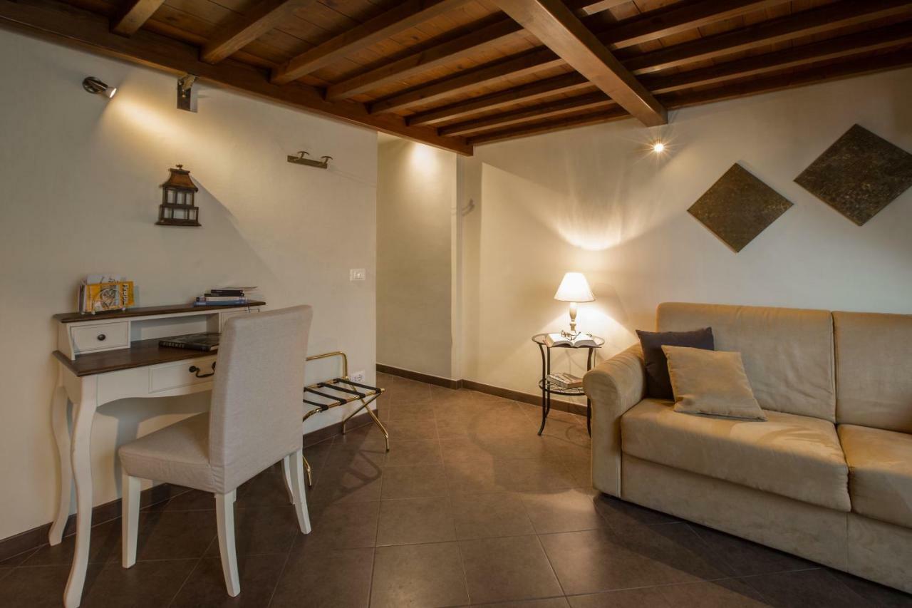 Charming Suite Cavour Heart Of Firenze Kültér fotó